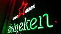 Pixabay - Heineken Neon Sign