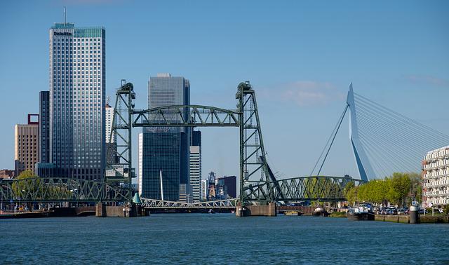 rotterdam-gd153b557b_640