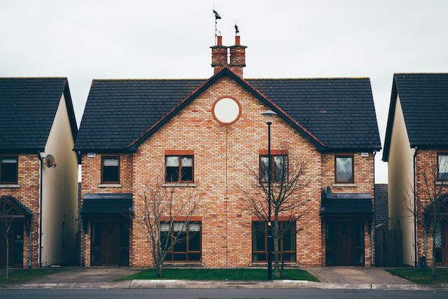 Unsplash - A brown building