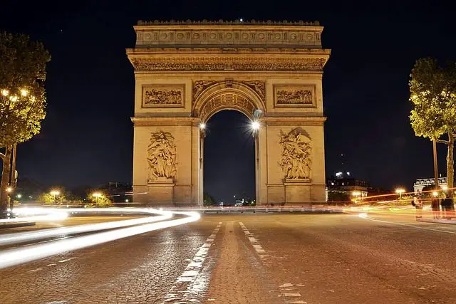 arc de triomphe paris