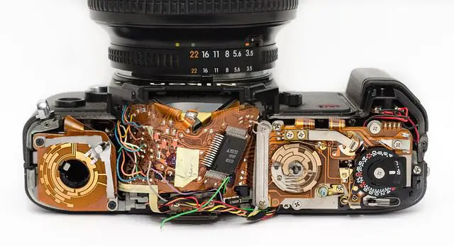 camera inside mechanics technician