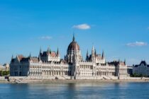 hungarian parliament building