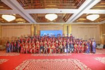 graduation ceremony with many happy graduates