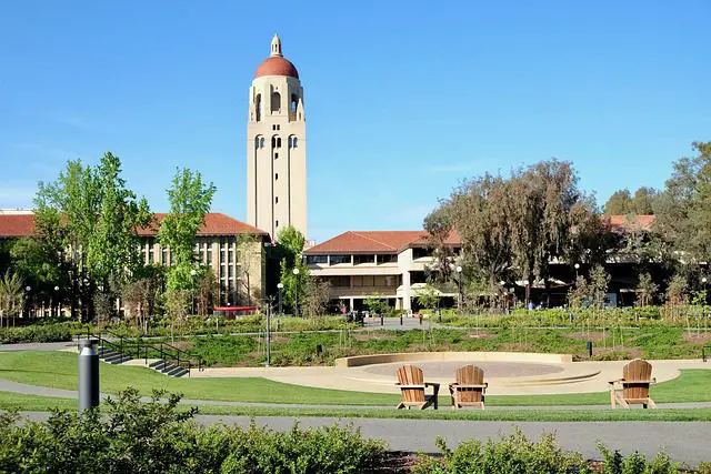 stanford university campus tower