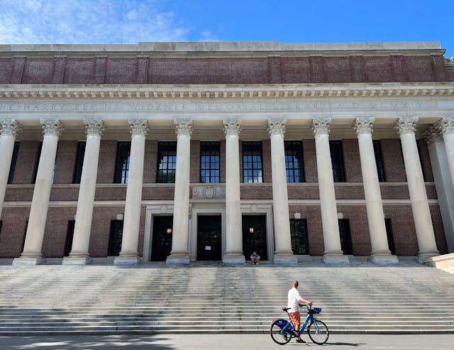 harvard university in cambridge in usa