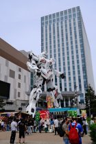 giant gundam statue in odaiba